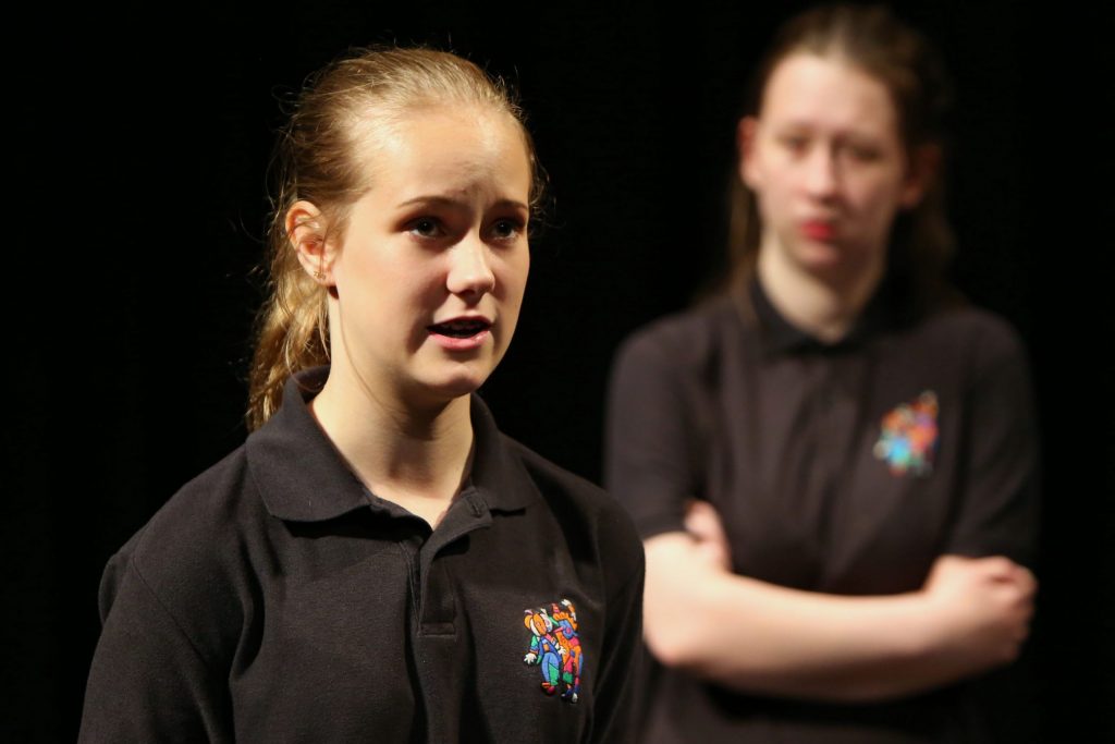 Acting classes for children and teenagers age 12 - 17 in Berkshire. Develop stage skills and build confidence.